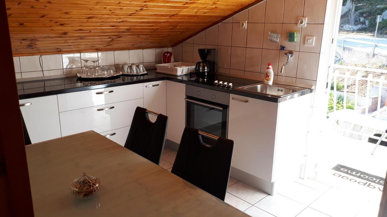 Accommodation Mamut Трогир Екстериор снимка
